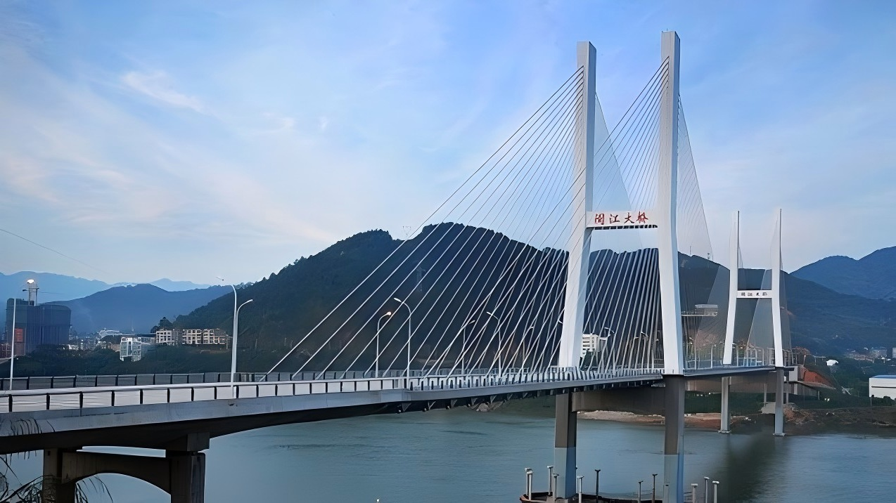 福建閩江大橋防腐涂裝工程的成功案例：富萊德高性能防腐涂料的應用?