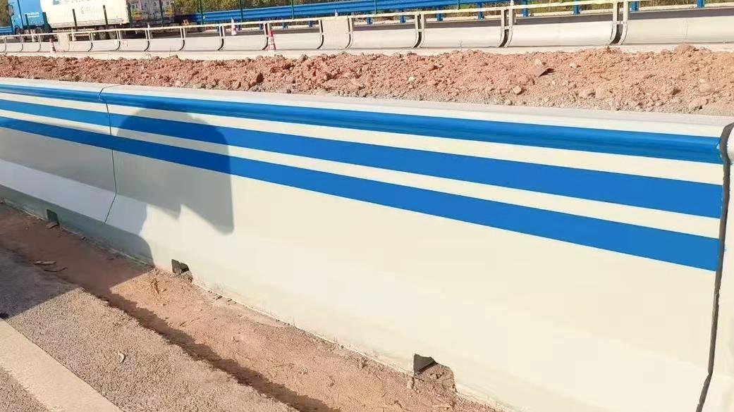 富萊德涂料:為高速公路混凝土防撞墻護欄防腐涂層賦能