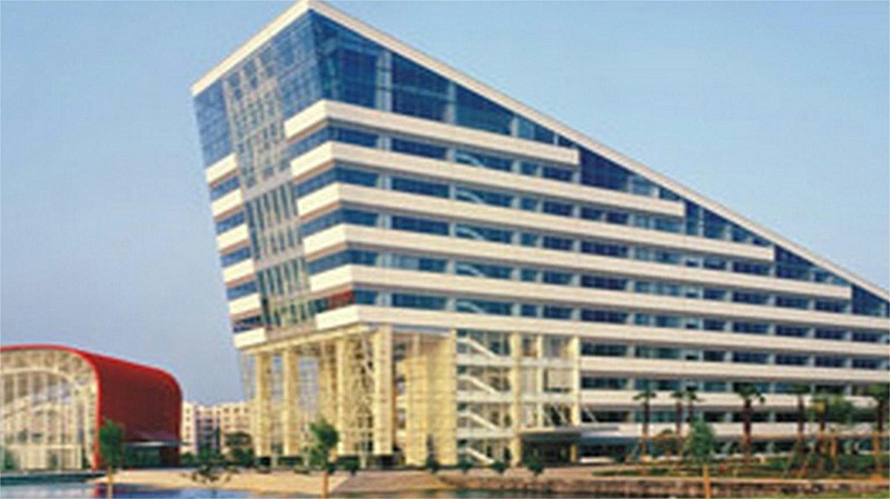 5東風汽車研發信息中心大樓（氟碳外墻漆）