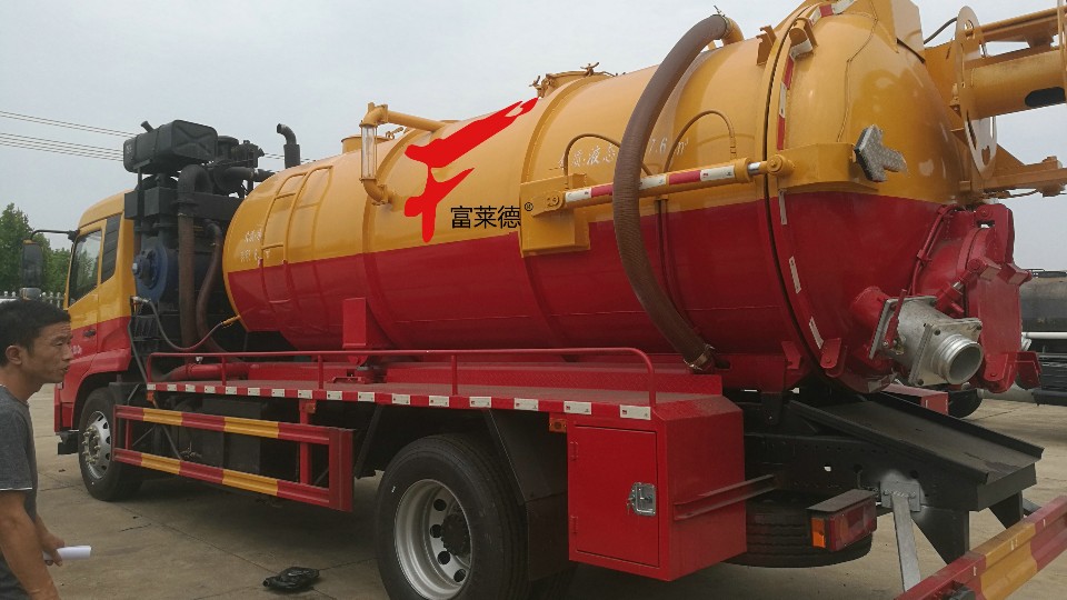 富萊德特種車輛防腐涂料，為裝備打造“隱形裝甲”