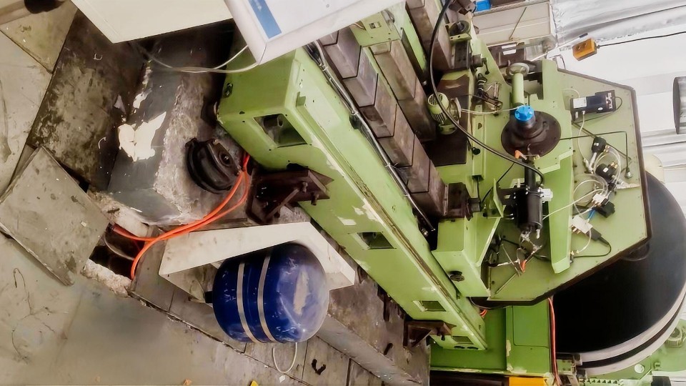 富萊德高性能設備翻新漆，為機床裝備注入持久生命力